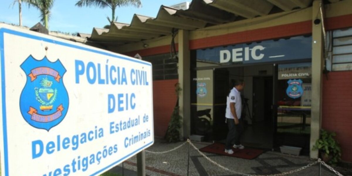 Polícia Civil: Dupla é presa pela DEIC por roubar R$ 50 mil em produtos de joalheria