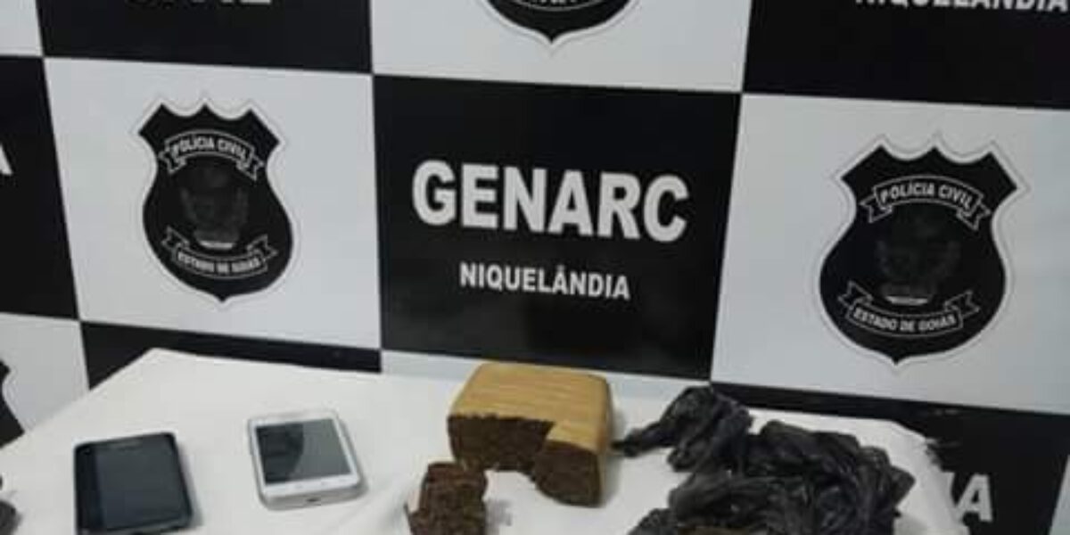 Genarc de Niquelândia flagra trio com tablete de maconha