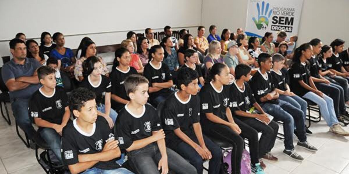 Programa Polícia Civil Mirim forma mais uma turma em Rio Verde