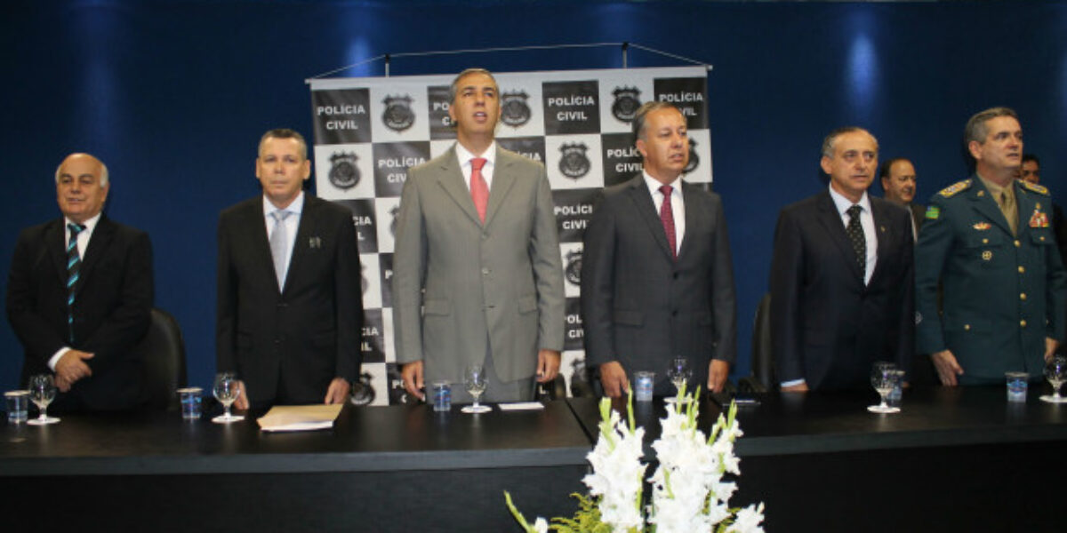 Álvaro Cássio, novo delegado geral da Polícia Civil, toma posse