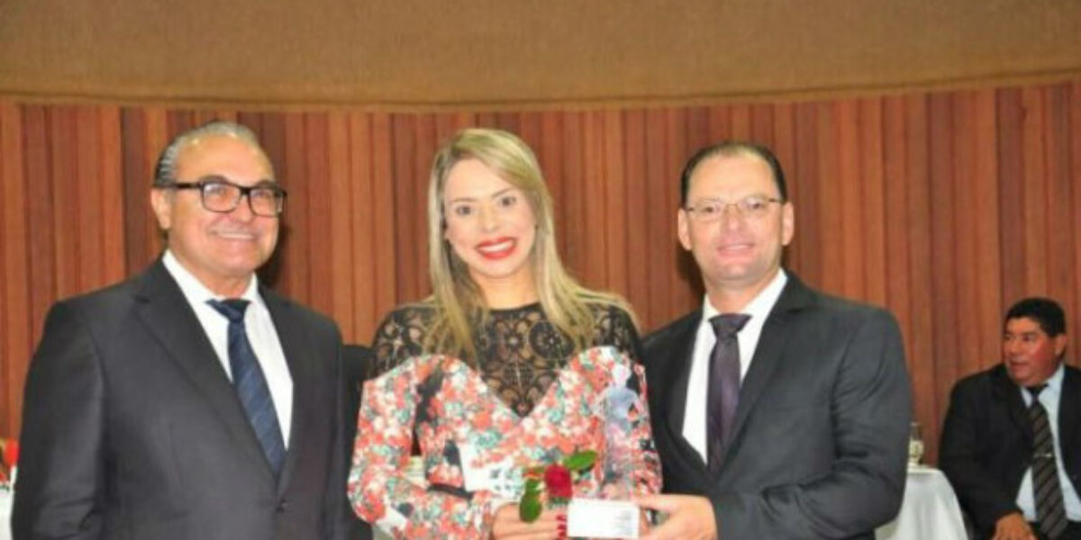 Titular da Deam de Trindade recebe homenagem da Câmara de Vereadores