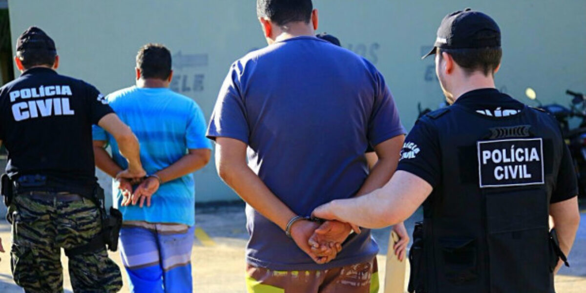 Operação contra tráfico de drogas cumpre 35 mandados em Goiânia