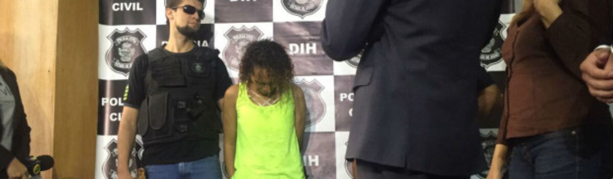 DIH apresenta mulher acusada de atear fogo em casal em Goiânia