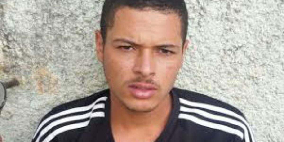 Polícia Civil de Valparaíso recupera veículo furtado