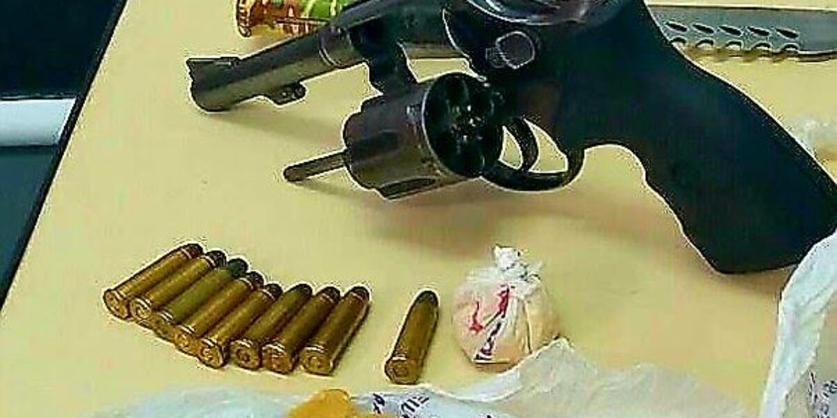 Operação em Novo Gama leva cinco pessoas para a prisão