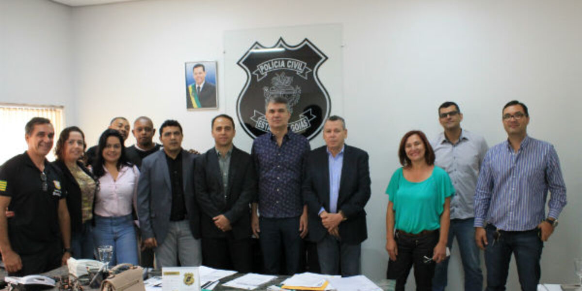 Direção da PCGO recebe diretoria do Sinpol-GO