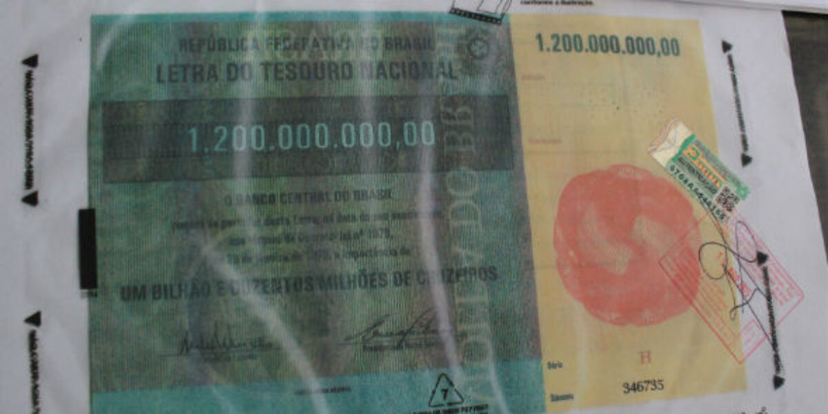 Deic prende estelionatários do “golpe do dinar”