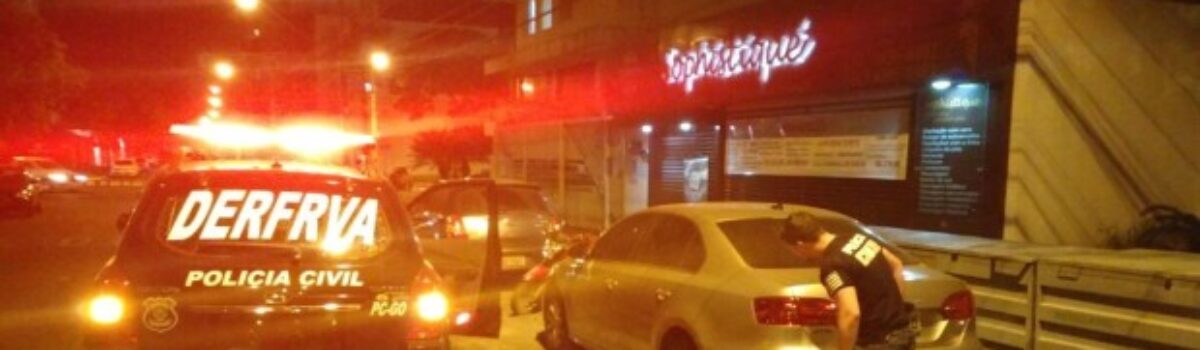 Policiais civis da DERFRVA recuperam veículo roubado