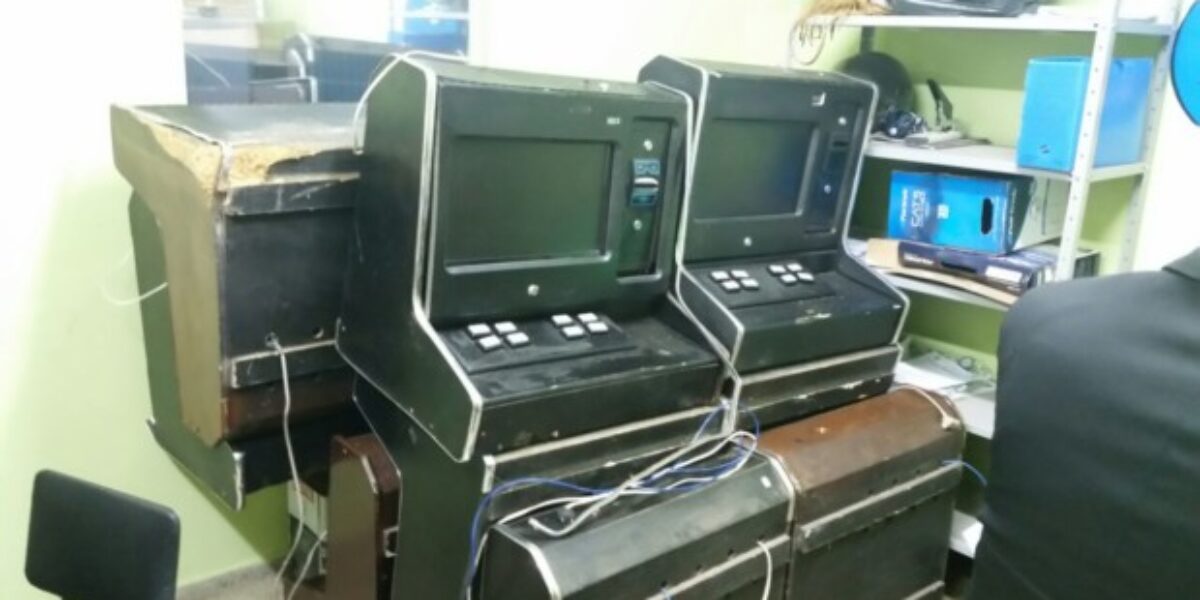 Policiais da 4ª DDP de Goiânia apreendem máquinas “caça-níquel”