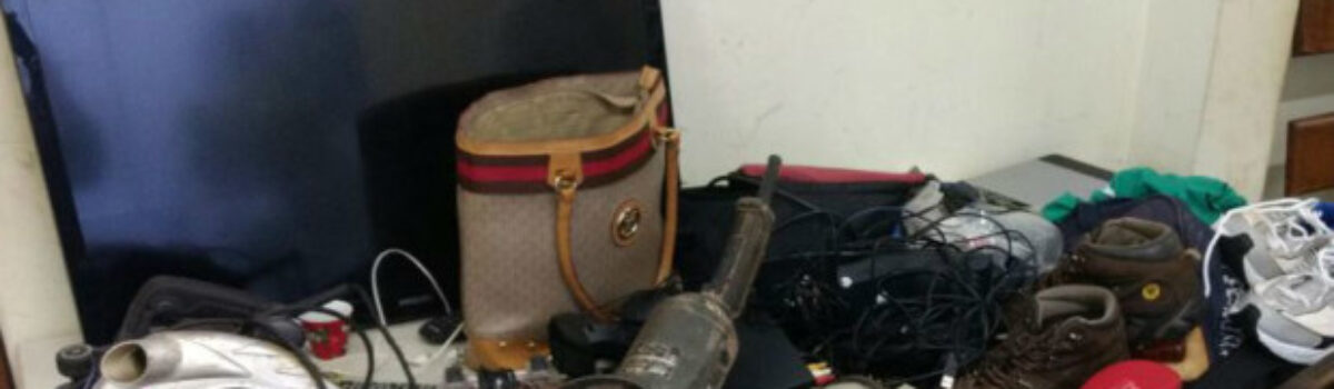 Autores de furto são apreendidos antes que vítima saiba do crime