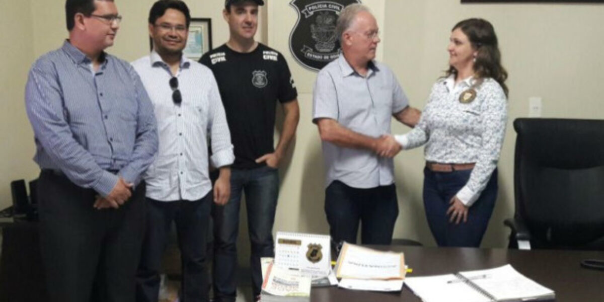 Prefeito eleito de Rio verde visita sede da 8ª Regional