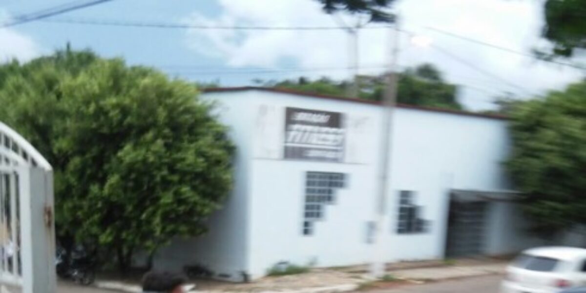 Dois suspeitos de roubos em fazendas são presos em Uruaçu
