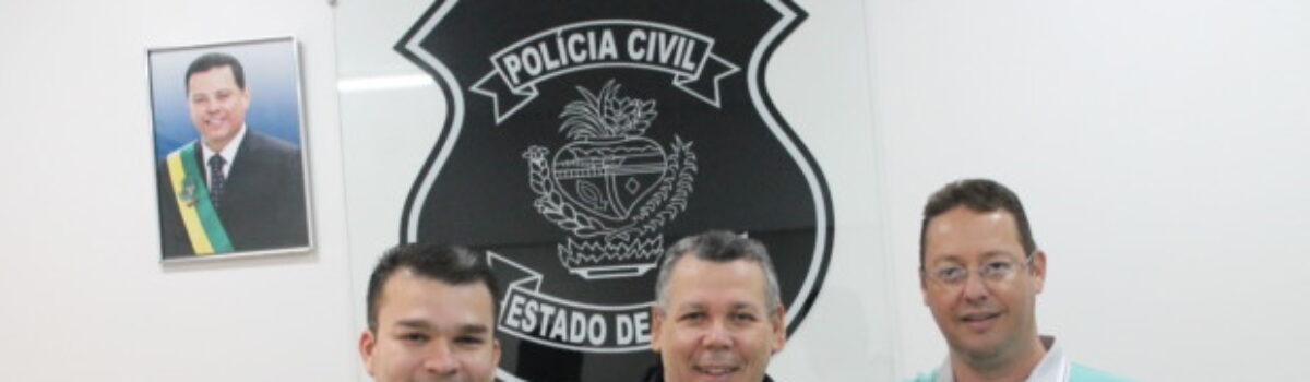 Delegado-geral recebe vereador Teles Júnior, de Anápolis