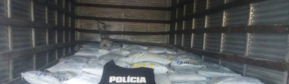 Polícia Civil apreende sacos de sal para bovinos com suspeita de adulteração