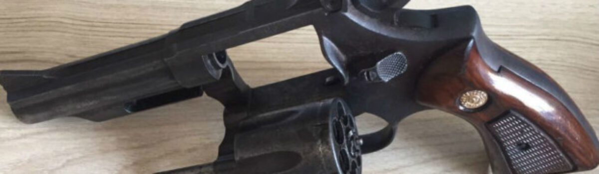 Comerciante é preso em Aragarças por posse ilegal de arma de fogo