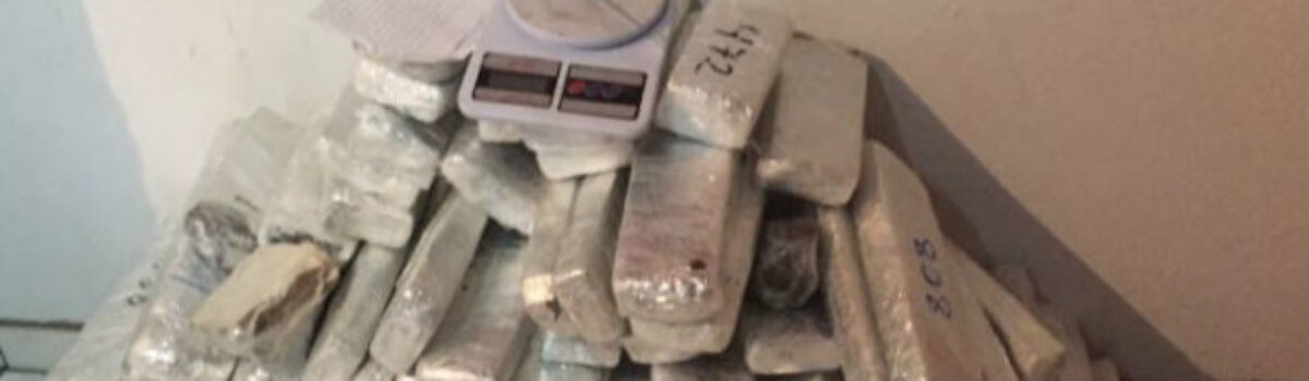 PC e PM apreendem mais de 100 quilos drogas em Aragarças