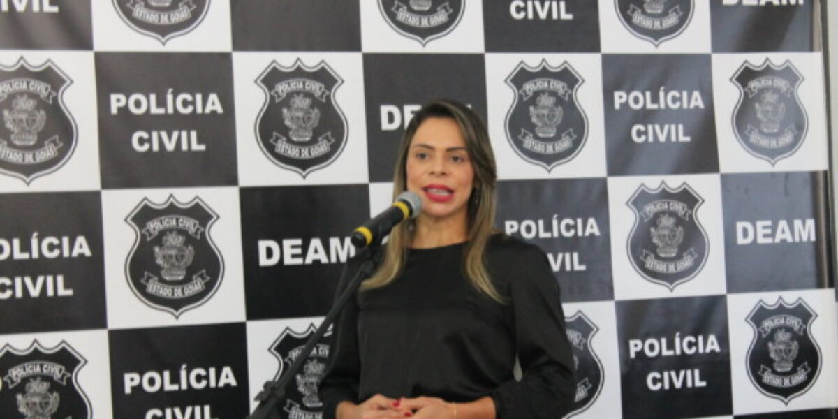 Delegada titular da Deam de Trindade recebe título de cidadã do município