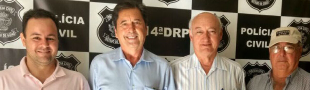 Ex-prefeito de Aparecida e proprietários rurais visitam DRP de Jataí