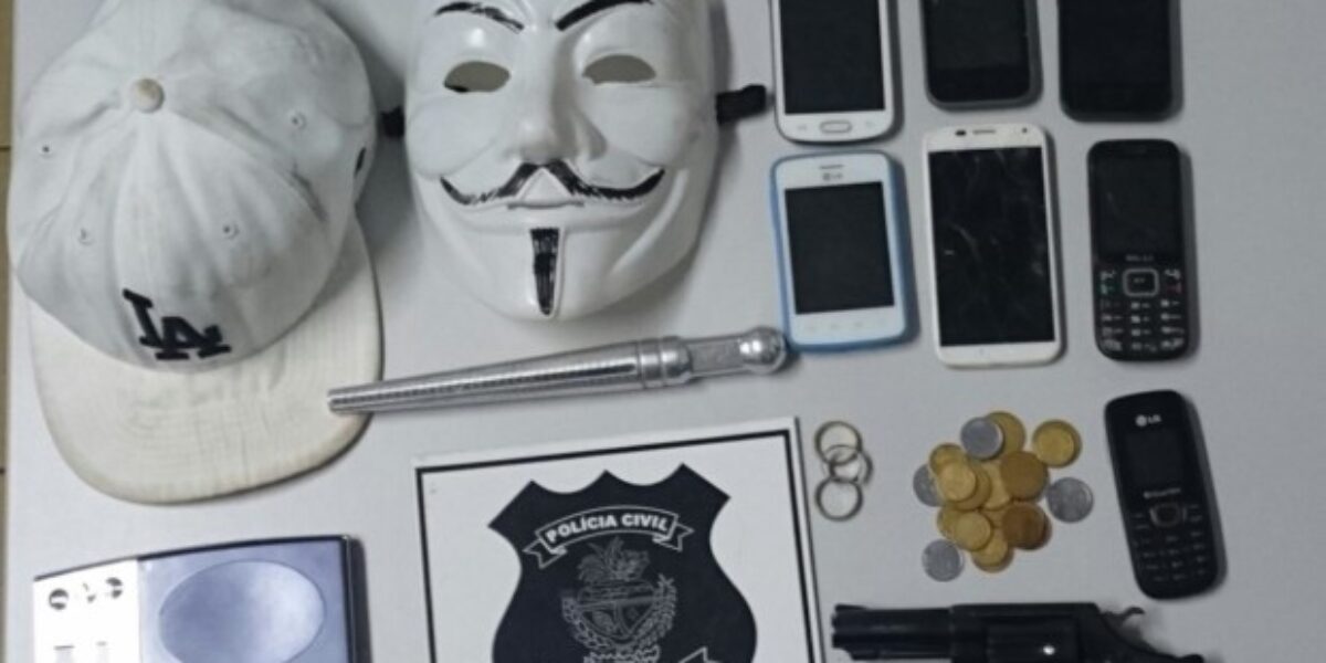 Polícia civil de Morrinhos recupera produtos roubados de joalheria