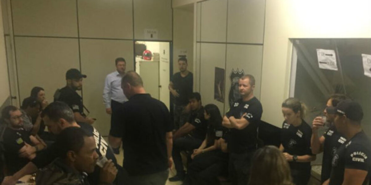 Jataí: Polícia Civil prende 4 mulheres e apreende arma em operação