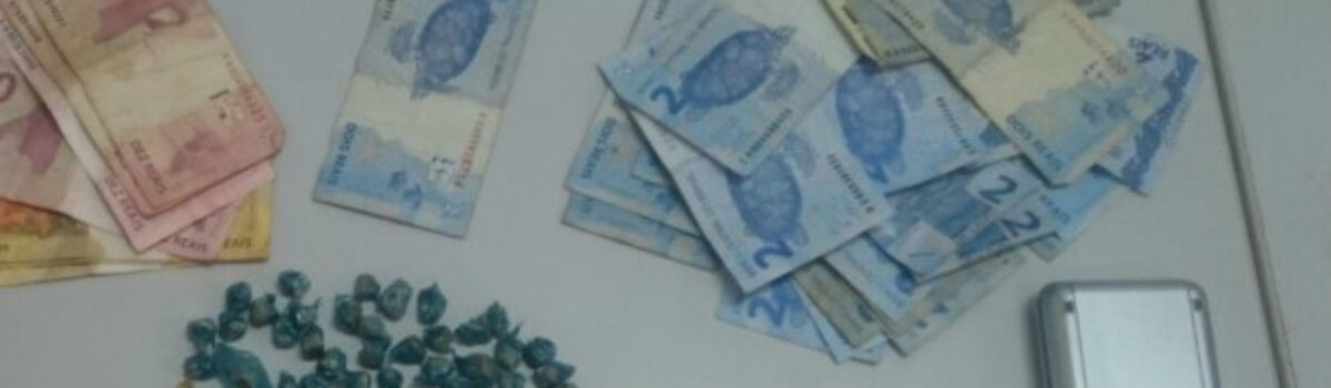 Genarc de Águas Lindas apreende 99 pedras de crack e mais de R$ 600