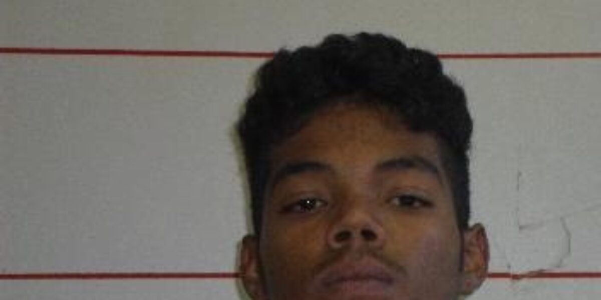 Policiais de Goianira cumprem mandado de prisão contra autor de homicídio