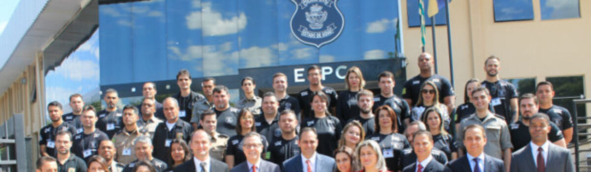 Policiais goianos concluem curso de interrogatório ministrado por agentes do FBI