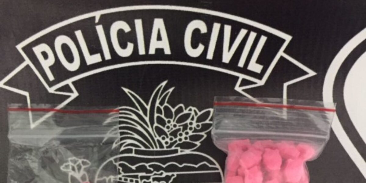 Jovem é preso com 114 compridos de ecstasy ao desembarcar em Iporá
