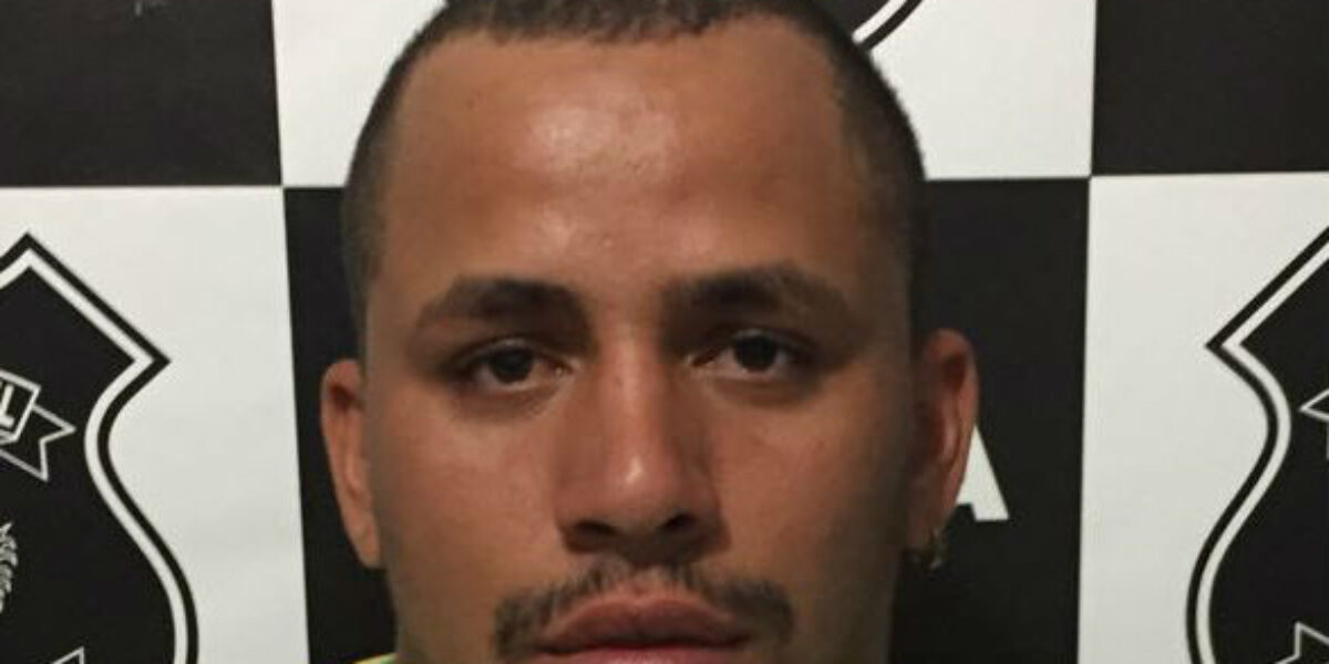 Policiais civis prendem em flagrante agressor da companheira em Cocalzinho
