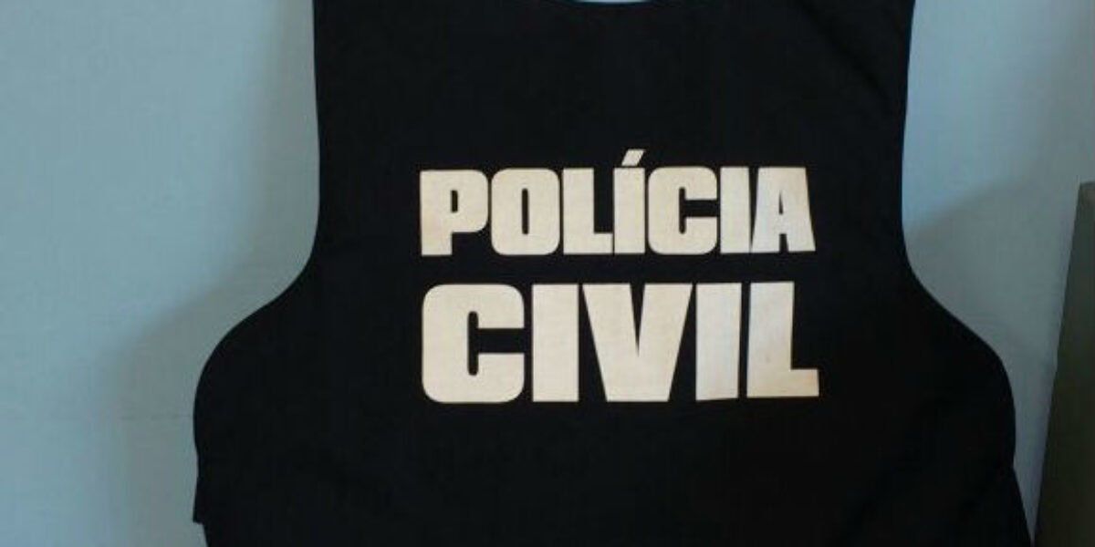2ª Deam prende agressor da ex-companheira em posse de arma de fogo