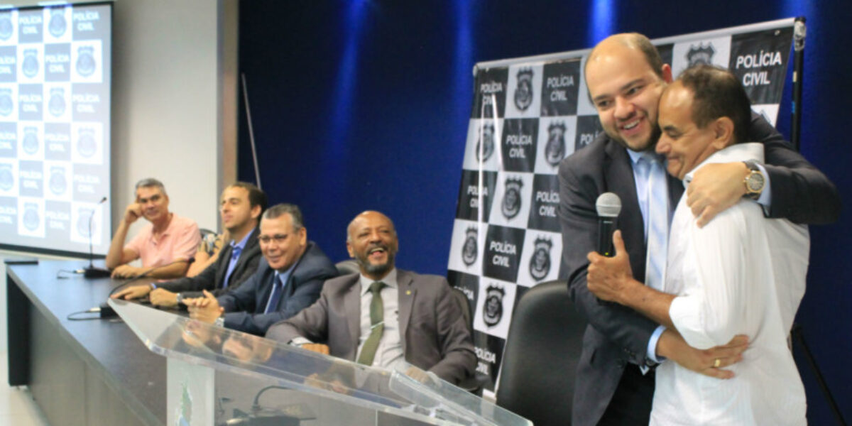 Emoção marca homenagem da PCGO a seus recém-aposentados