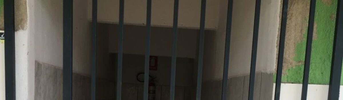 Responsável por clínica psiquiátrica é presa em flagrante por internação fraudulenta