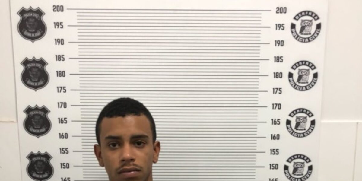 Jovem é preso suspeito de roubar confecção e o carro dos proprietários