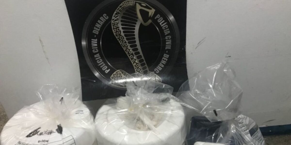 Homem é preso por manter em depósito material usado na fabricação de drogas