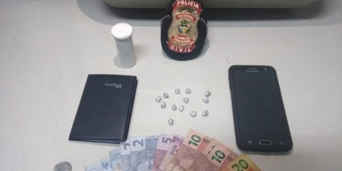 Polícia Civil de Ceres desarticula boca de fumo