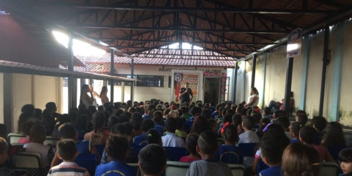 Polícia Civil realiza palestras no Projeto Escola Sem Drogas
