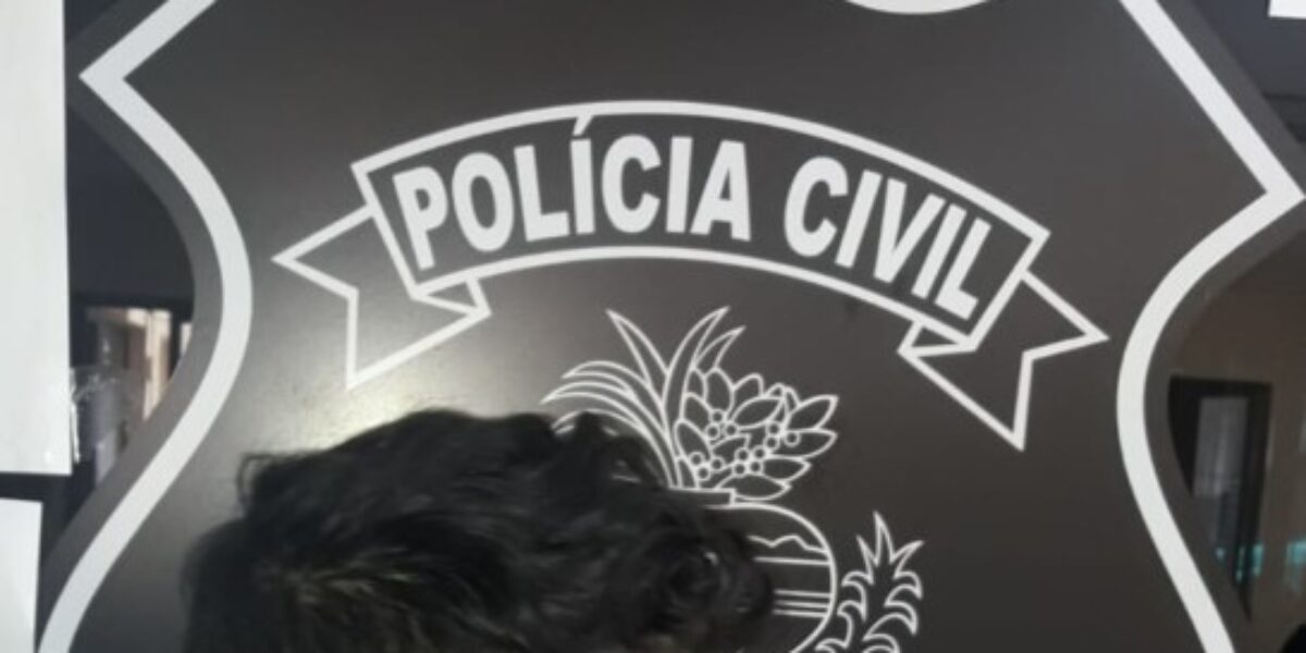 Policiais de Aparecida prendem mulher que vendia maconha no Jardim Tropical