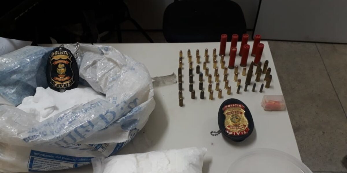 Polícia Civil encontra armas e munições durante investigação em Cristalina