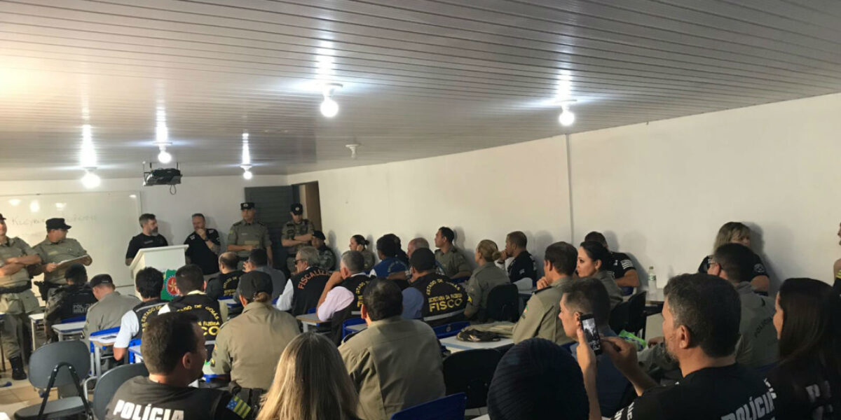 Operação da DOT fiscaliza comércio de celulares em feira de Formosa