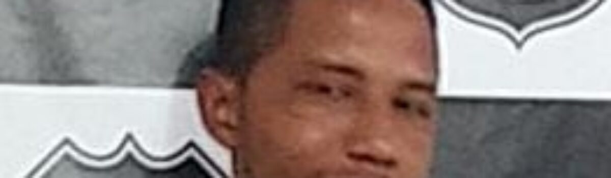 Policiais civis de Iaciara reconhecem criminoso foragido a passeio na cidade e o prendem