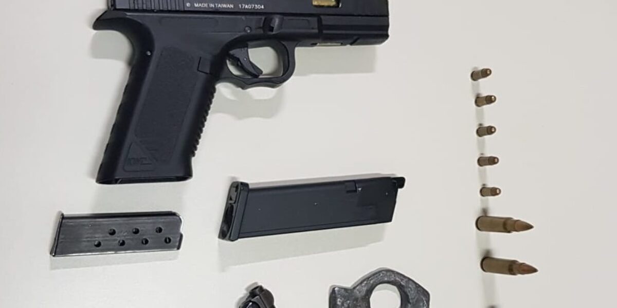 Gepatri de Formosa prende vendedor e comprador de arma de fogo em condições ilegais