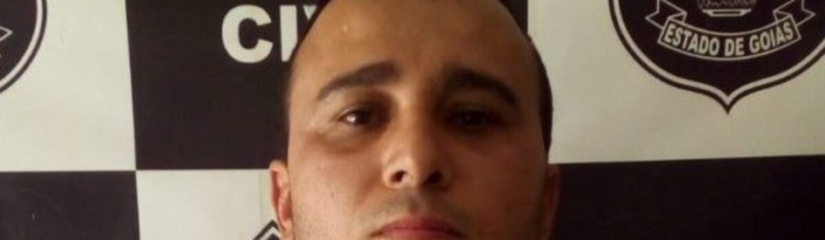 Polícia Civil de Jaraguá prende homem que se fazia passar por policial civil lotado na Deic