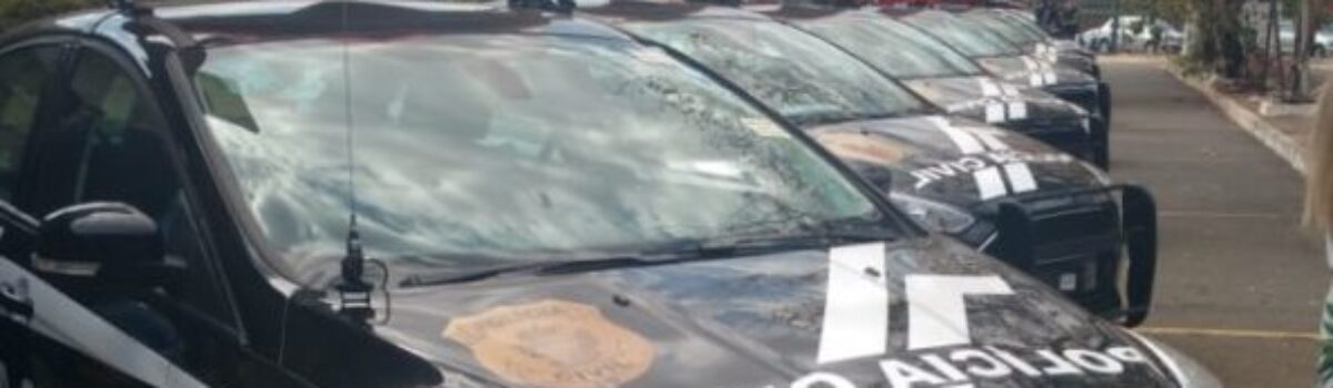 Polícia Civil recebe novas viaturas, armas de fogo e equipamentos não letais