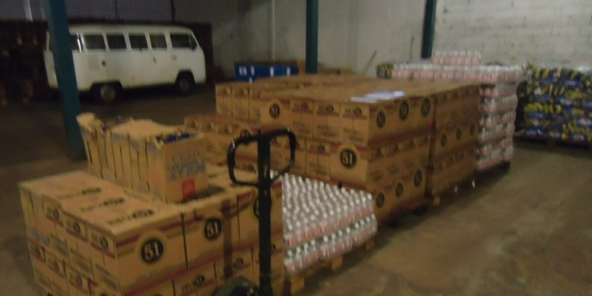 Operação Ébrios: Decar desarticula organização criminosa especializada em intermediar bebidas roubadas