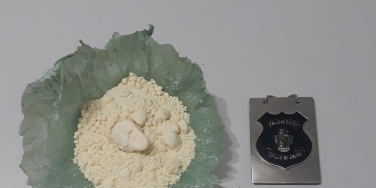 Home que utilizava táxi para traficar drogas é preso em Morrinhos