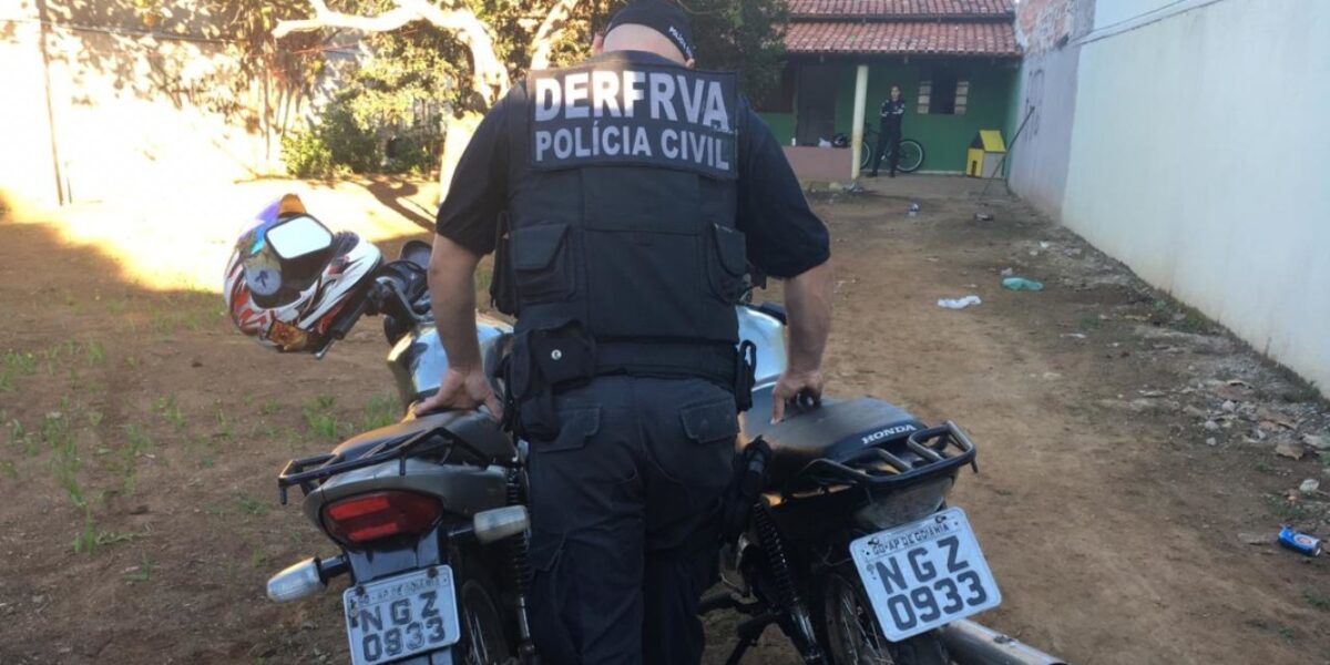 Operação da Furtos e Roubos prende investigados e recupera veículos roubados