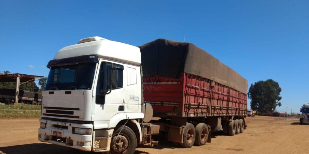 Decar recupera carga de algodão e prende motorista que desviava o produto
