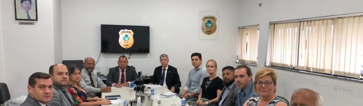 Diretoria e representantes de entidades classistas de quadros da PCGO tratam de critérios objetivos para promoções