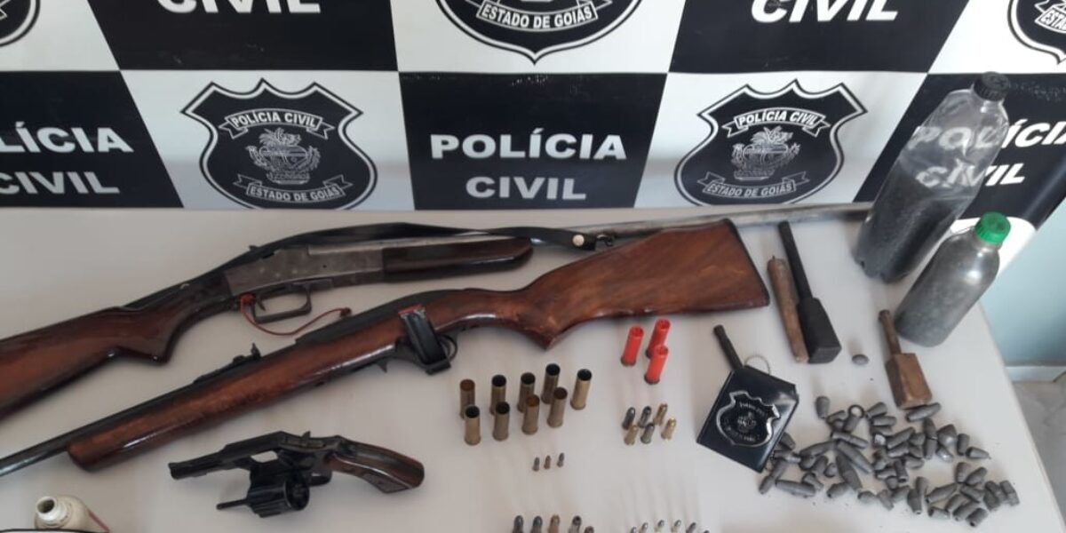 Policiais apreendem armas irregulares na zona rural de Uruana
