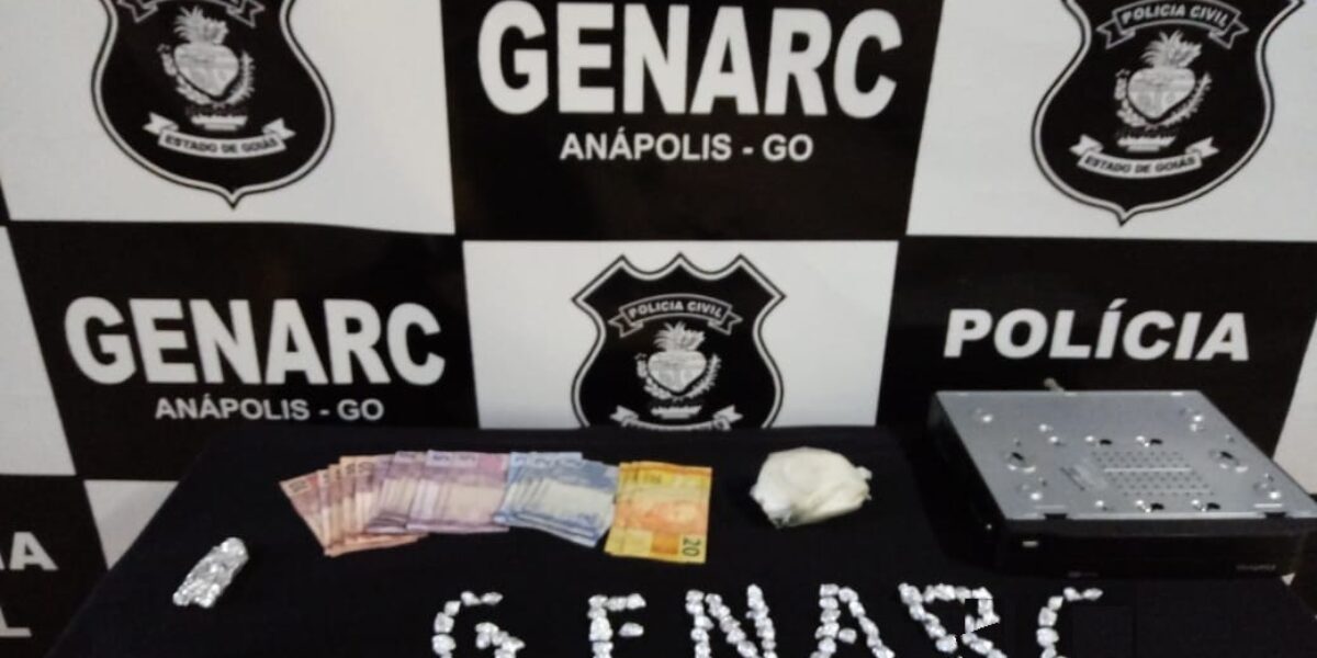 Genarc prende traficante que vendia drogas em praça